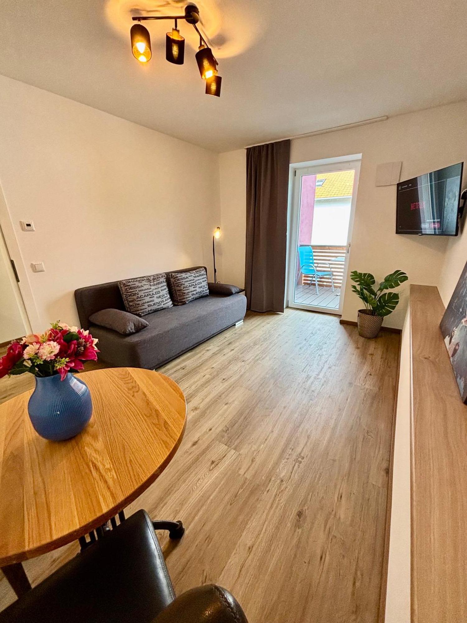 Uii Apartments โอเบอร์เอาดอร์ฟ ภายนอก รูปภาพ
